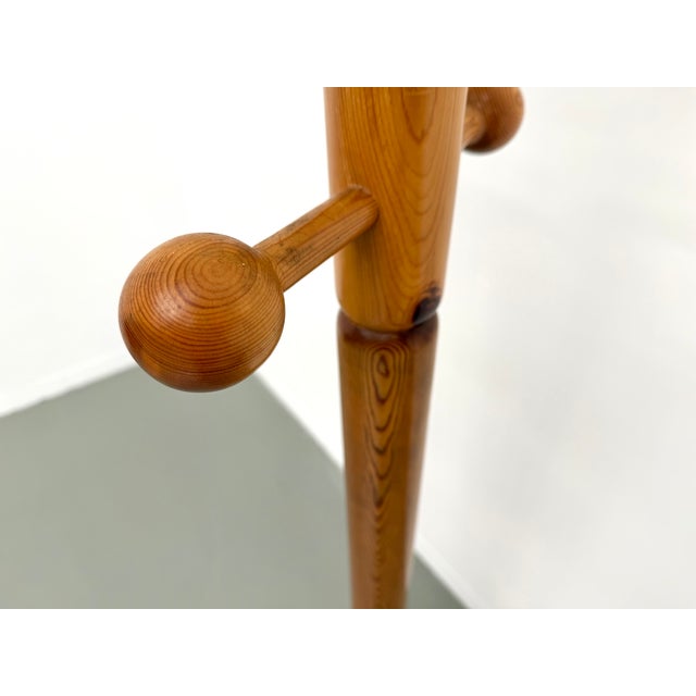 Freestanding Coat Rack in Pine from Les Arcs, 1970s For Sale - Image 8 of 16