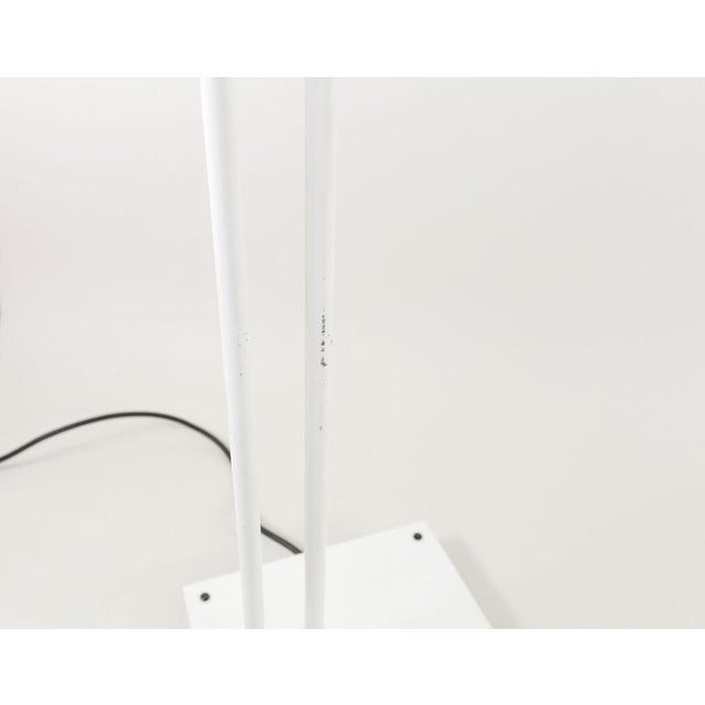 White Samurai Floor Lamp by Shigeaki Asahara for Stilnovo, 1970s For Sale - Image 6 of 10