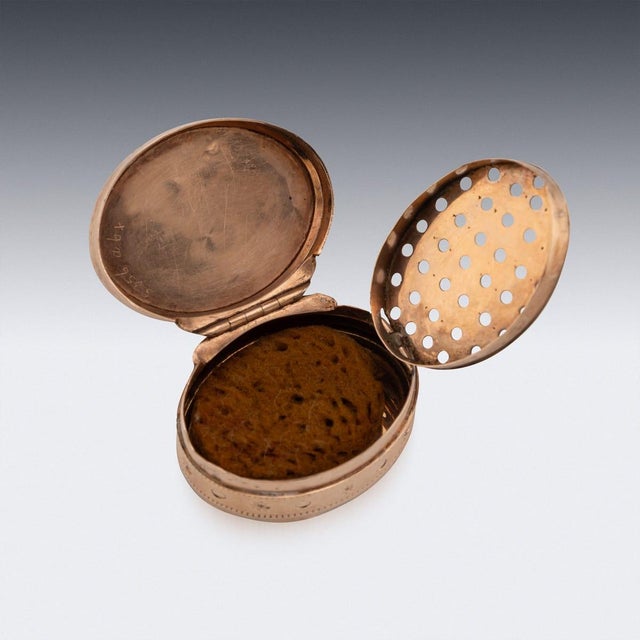 Early 19th Century Antique 19th Century Georgian 18k Gold Oval Vinaigrette, 1800s For Sale - Image 5 of 12