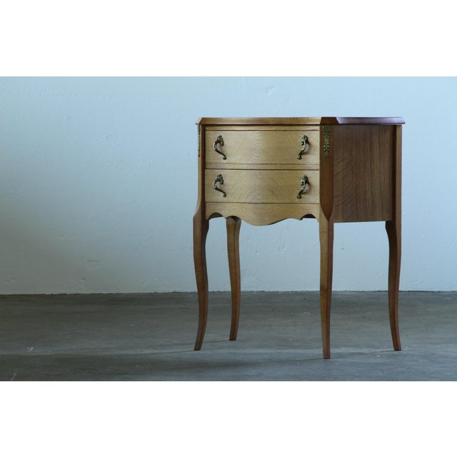 Vintage Danish Oak Nightstands with Hand-Carved Drawer Fronts, 1970s, Set of 2 For Sale - Image 16 of 18