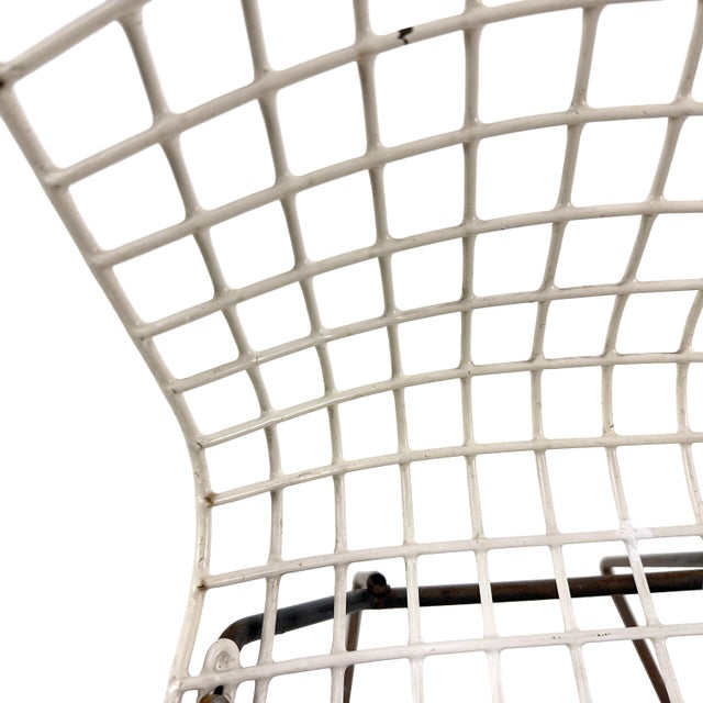 Vintage 1950s Attributed to Knoll Harry Bertoia Child Size Wire Side Chair - White W/ Black Base - Model 425 / 625 Kid Children Sized For Sale - Image 14 of 18