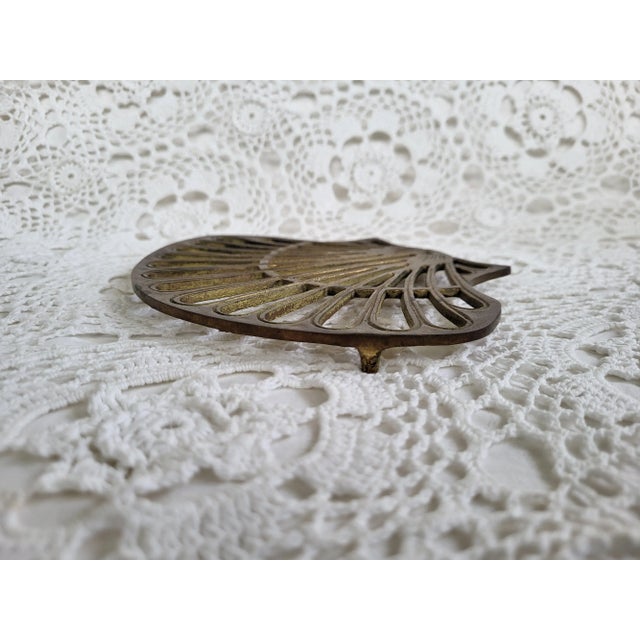 American 1970s Brass Scallop Shell Trivet For Sale - Image 3 of 3