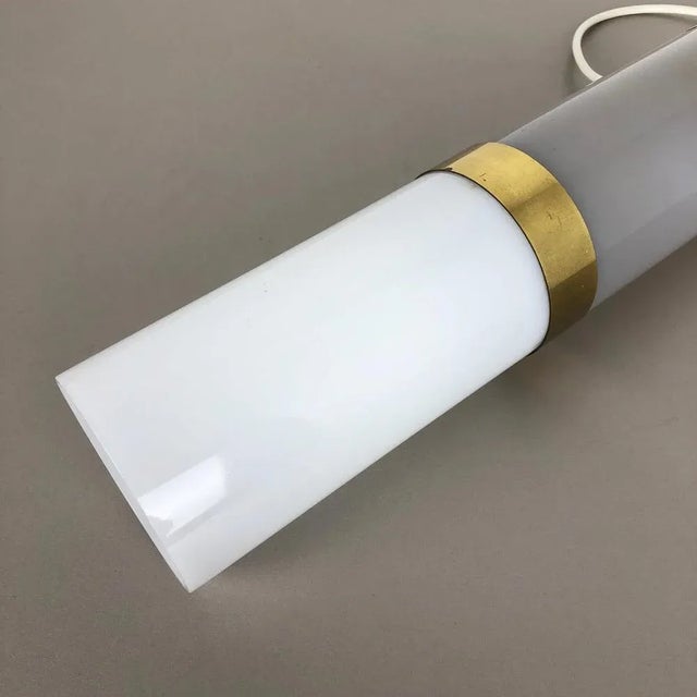 Modernist Acrylic Tube Table Light, Italy, 1960s For Sale - Image 15 of 18