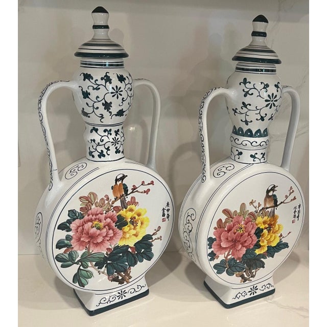 Vintage Pair of Floral Chinese Porcelain Moon Flasks (Urns, Vases) For Sale - Image 11 of 15