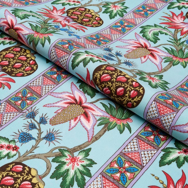 Schumacher Schumacher Bailey Botanical Fabric In Azure For Sale - Image 4 of 4