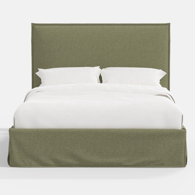 Transitional Stoffer Home x Cloth & Company Maura Slipcover Bed in Textured Linen Laurel - California King For Sale - Image 3 of 6