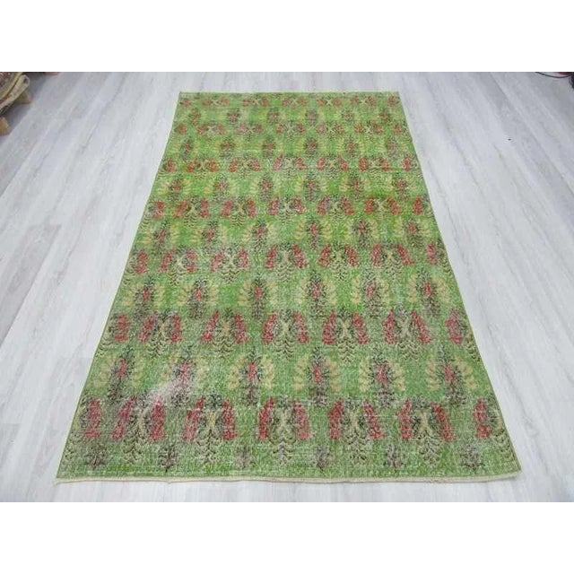 Art Deco Green Turkish Deco Rug - 4′7″ × 8′ For Sale - Image 3 of 6