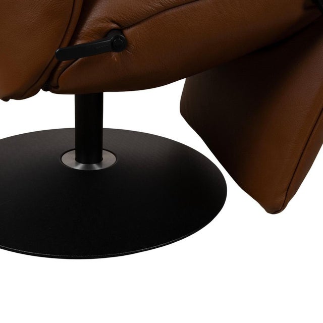 Brown Yoga Mono Move Armchair in Brown Chestnut with Manual Function by JORI For Sale - Image 8 of 17