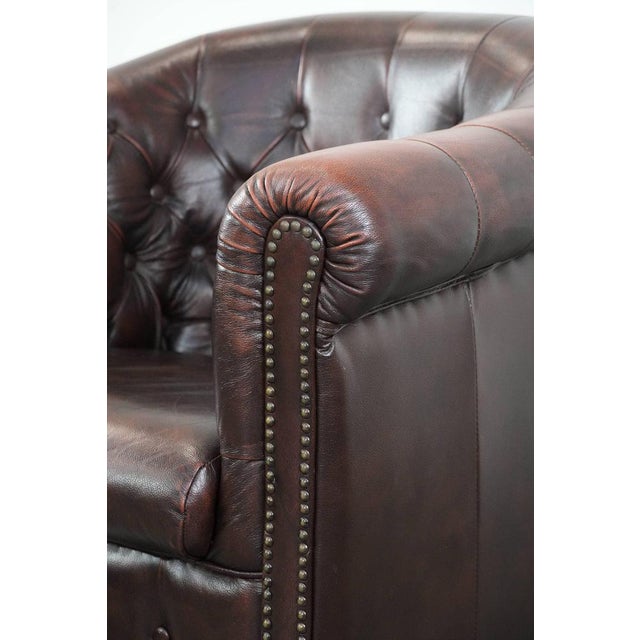 English-Style Chesterfield Club Chair in Cowhide Leather For Sale - Image 12 of 15
