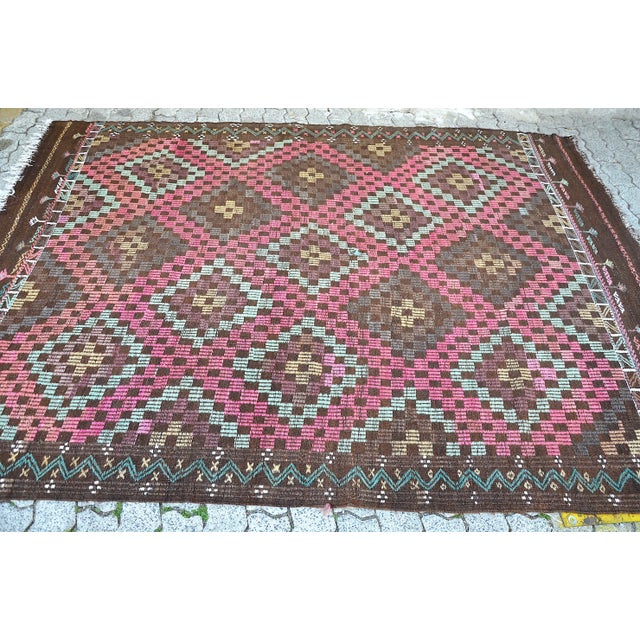 Pink 1960s Vintage Turkish Pink Kilim Rug For Sale - Image 8 of 11