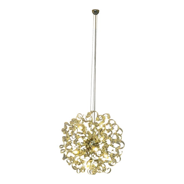 Astro P85 Sculptural Ribbon Chandelier by Manuel Vivian for Uplight Group – Silver For Sale