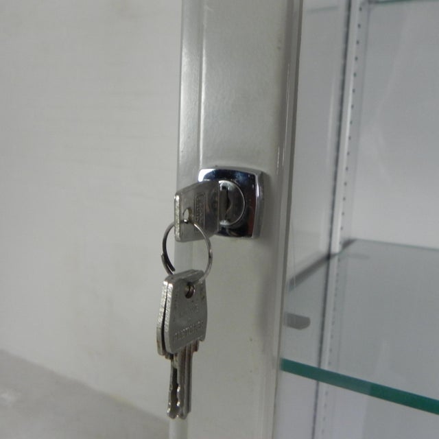 Steel Doctors Cabinet from Oostwoud Fabrieken Franeker, 1960s For Sale - Image 4 of 18