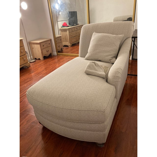 Modern Off White Ethan Allen Deep Right Arm Chaise Lounge For Sale - Image 3 of 5