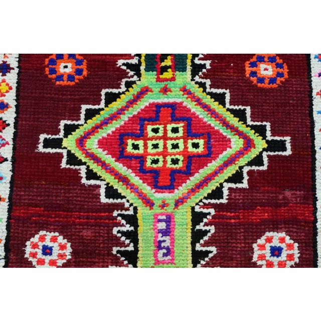Late 20th Century Turkish Runner-2′11″ × 11′11″ For Sale - Image 10 of 13