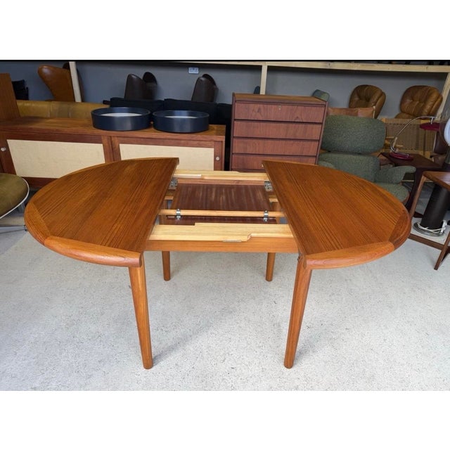 Wood Danish Teak Round Dining Table with Central Leaf Extension For Sale - Image 7 of 10