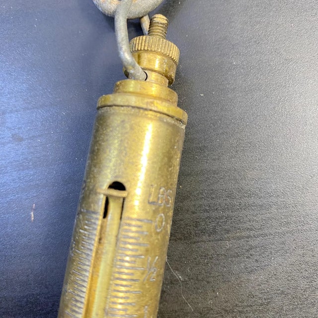 Metal Vintage Chatillon-Ny Brass 6lb Hanging Spring Scale Model in-6 Usa, Vintage Chatillon Portable 6 Lbs. For Sale - Image 7 of 7