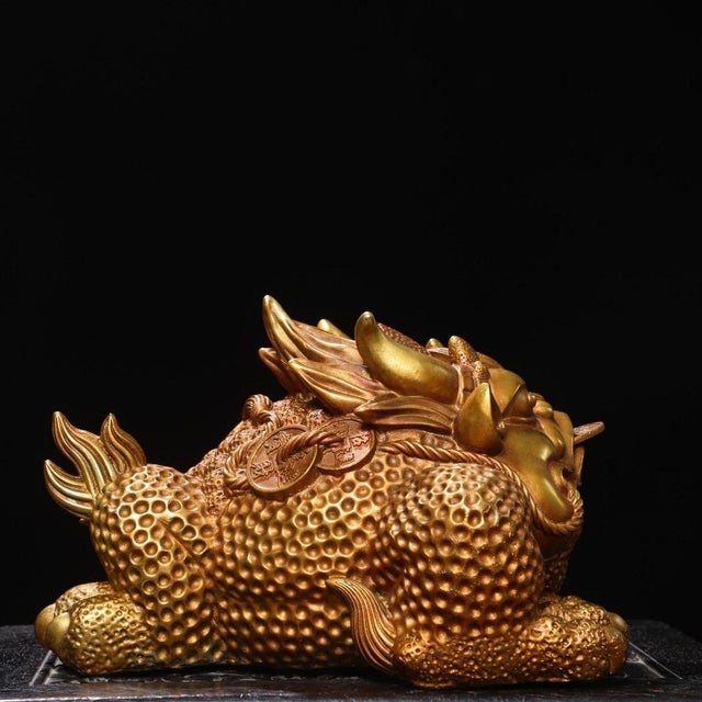 Late 19th Century Gilt Bronze Toad Statue, Three-Legged Jin Chan Figure, 6.9kg For Sale - Image 4 of 10