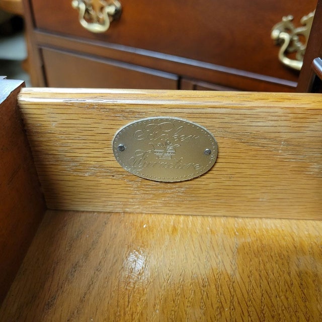 1980s Baker Furniture Chippendale Carved Mahogany Nightstands With Brass Hardware — Pair For Sale - Image 11 of 13