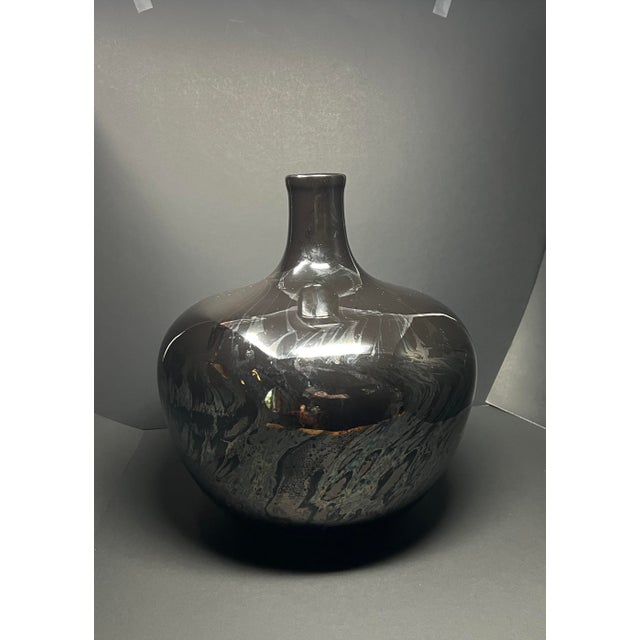 Royal Haeger Large Sculptural Mid Century Modern Black Marbled Royal Haeger Art Pottery Vase, 1970s For Sale - Image 4 of 7