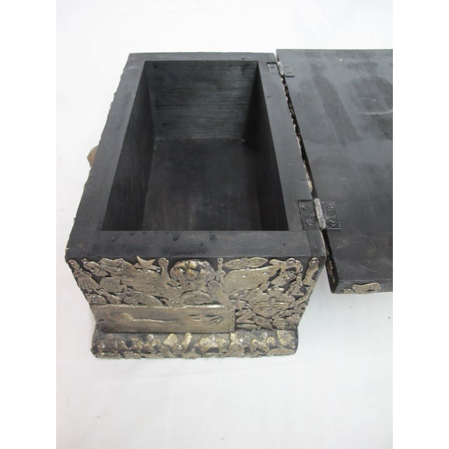 Estela Ogazon Exceptional Milagros Wood Charm Mexico Folk Art Box For Sale - Image 17 of 17