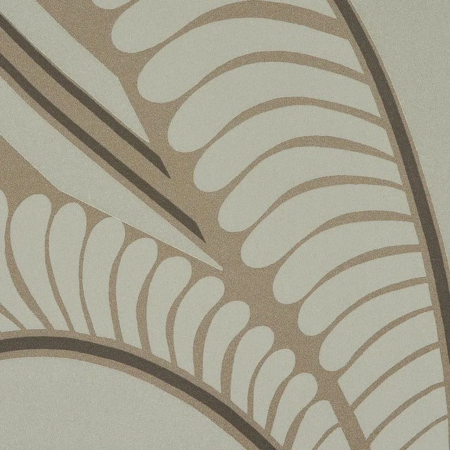 Modern Sample - Schumacher x Neisha Crosland Banana Leaf Wallpaper in Tobacco For Sale - Image 3 of 5