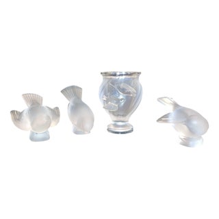 Set of Four Lalique Frosted Crystal Pieces Rosine Vase & Sparrows. Late 20th C. For Sale