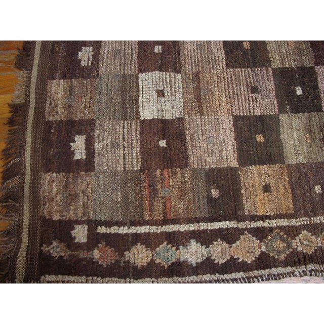 1920s Checks Tribal Antique S. Persian Gabbeh Rug 4'3" X 8'8' Handknotted Wool Carpet For Sale - Image 4 of 5