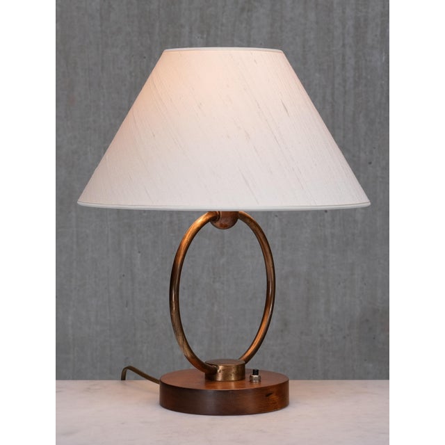 Scandinavian Modern Ring Table Lamp in Brass, Walnut and Silk, Sweden, 1940s For Sale - Image 4 of 11