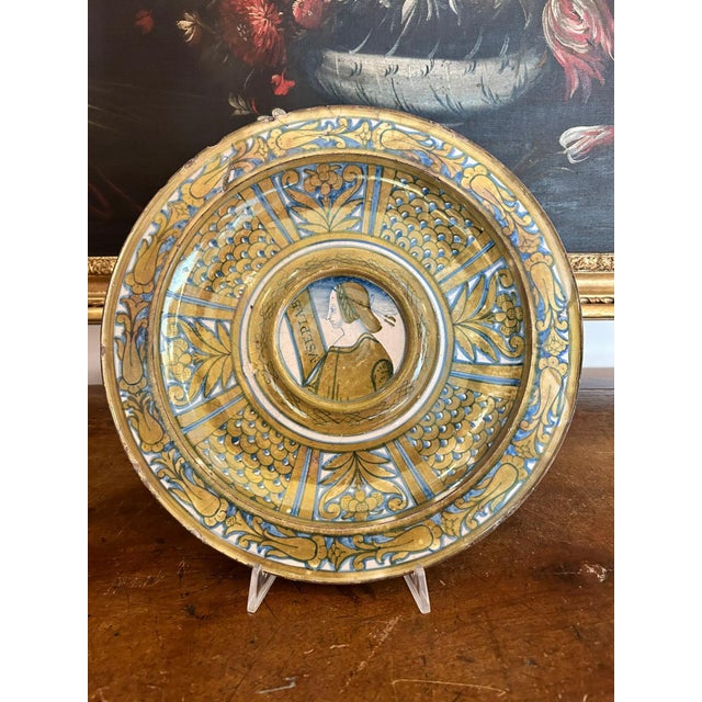 Lustre Plate with Bella, 1520 For Sale - Image 5 of 8