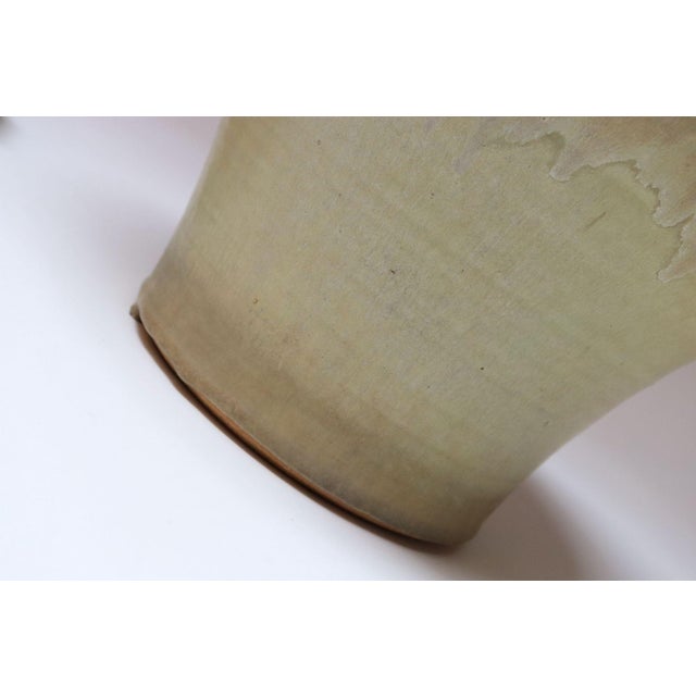 Large Mid-Century Modern Glazed Terracotta Planter With Saucer by Deanna Nichols For Sale - Image 18 of 18