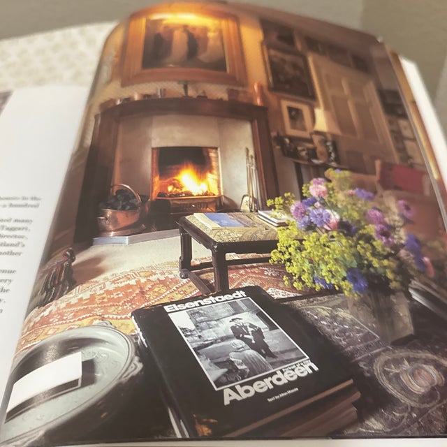 "Living in Scotland" by Lesley Astaire, Roddy Martine, Fritz Von der Schulenburg 1997 For Sale - Image 11 of 12