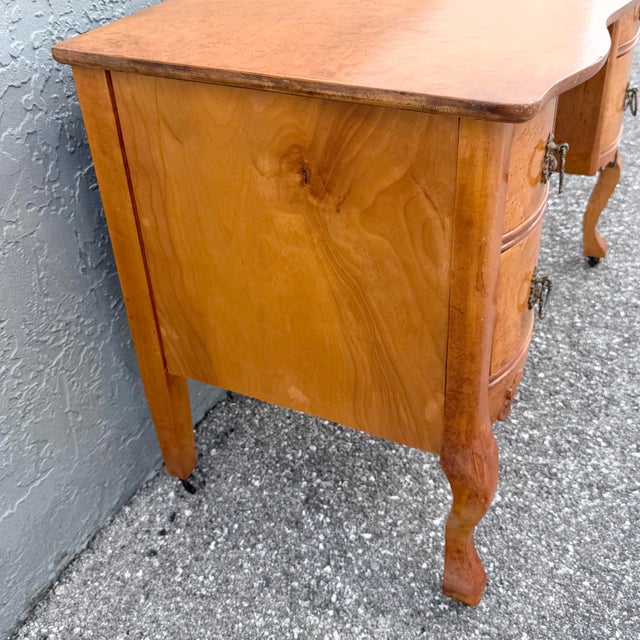 Wood Antique Queen Anne Style Birds Eye Maple Vanity Low Desk For Sale - Image 7 of 10