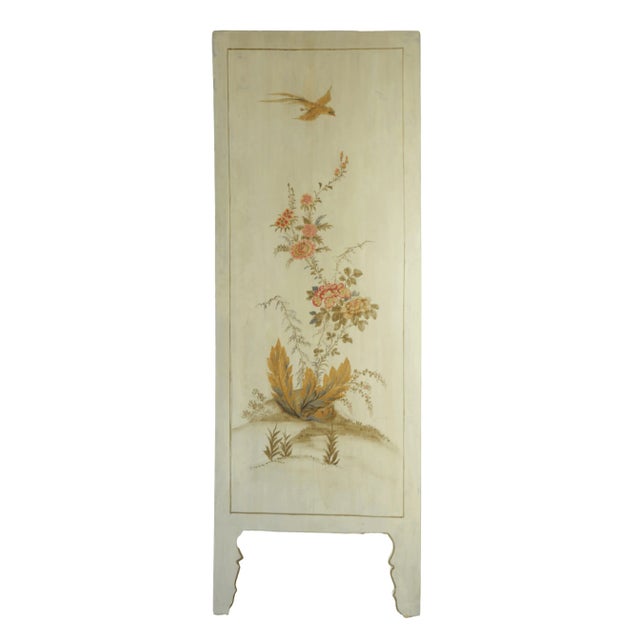 Large Chinese 20th Century Cabinet With Hand Carved and Hand Painted Floral Panels For Sale In New York - Image 6 of 9