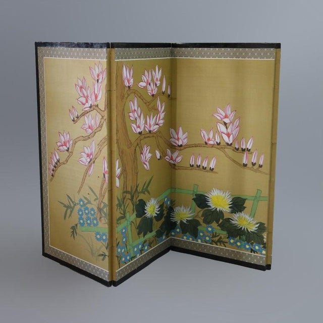 Chinese Chinese Floral Decorated and Ebonized Folding Table Screen 20thC For Sale - Image 3 of 15