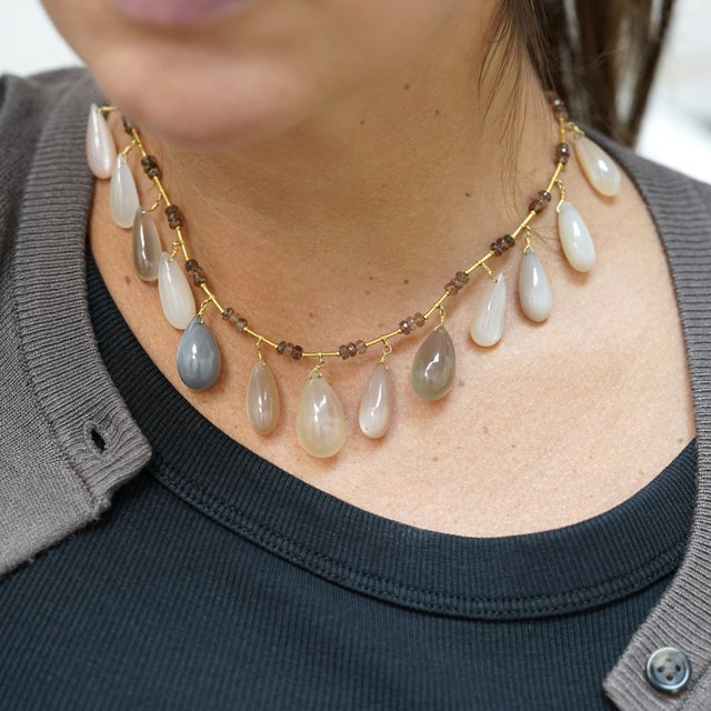 1990s Multi Colored Moonstone Cabochon Drop 22k Gold 17" Fringe Necklace For Sale - Image 4 of 4
