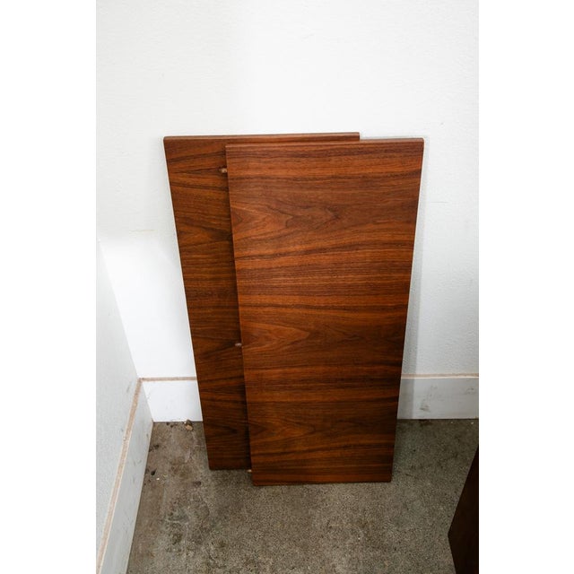 1960s Mid Century Modern Credenza Cabinet Dining Table Dillingham Walnut Extension, Attributed For Sale - Image 12 of 12