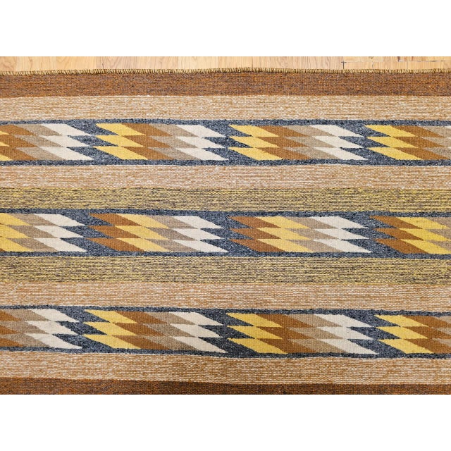 Square Size Vintage Native American Navajo Rug. Wool & Cotton, Eye Dazzler Pattern, 4x4 For Sale - Image 11 of 17