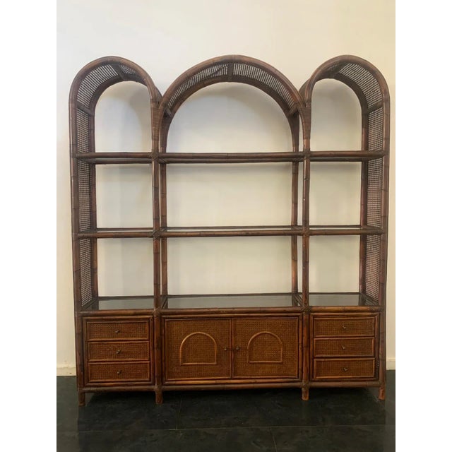 Malacca Rattan & Crystal Bookcase from Vivai del Sud, 1970s For Sale - Image 16 of 18