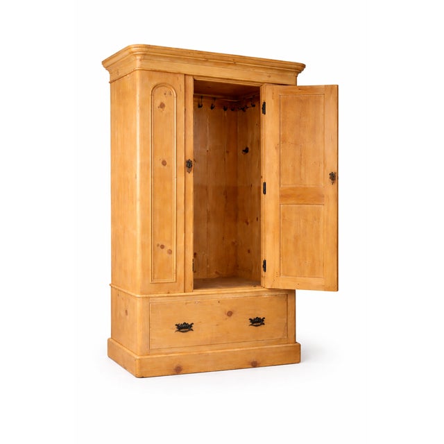 Victorian Pine Hall Cupboard or Wardrobe with Mirror, 1900s For Sale - Image 5 of 7