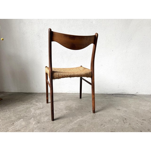 GS60 Chair in Exotic Wood and Straw attributed to Arne Wahl Iversen, 1960s For Sale - Image 11 of 16