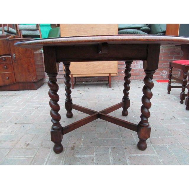 Mid 19th Century Antique 1920s English Oak Barley Twist Drop-Leaf Dining Table For Sale - Image 5 of 8