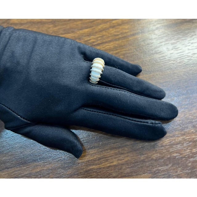 White Agate Cabochon White Diamonds 18 Karat Rose Gold Statement Unique Ring, Size 3 For Sale - Image 10 of 10