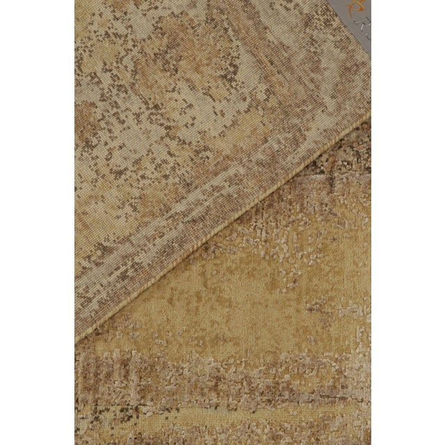 Beige Rug & Kilim’s Modern Rug in Gold, Beige-Brown and Grey Abstract Pattern For Sale - Image 8 of 8