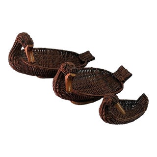 Vintage Wicker/Rattan Duck Nesting Baskets- a Trio For Sale