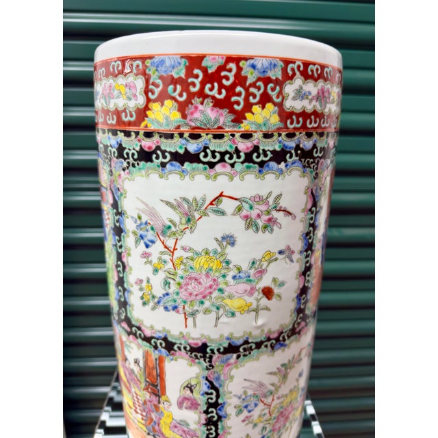 Ceramic 1970s Chinouserie Famille Rose Noire Porcelain Umbrella Stand For Sale - Image 7 of 12