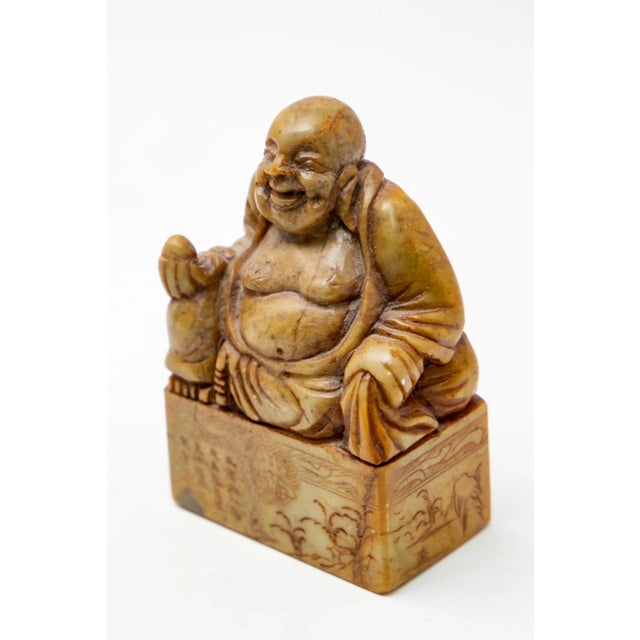 Early 20th Century Chinese Soapstone With Shoushan Buddha Hand Carved Chop Seal For Sale - Image 5 of 11