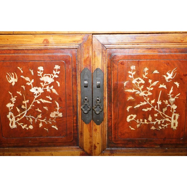 Wood Antique Chinese Redwood Lacquered Inlaid Sideboard For Sale - Image 7 of 14
