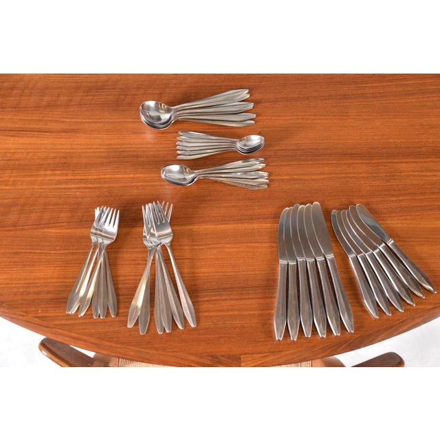 Mid-Century Cased Inka Stainless Steel 6-Setting Cutlery Set by Erik Herlow for Norstaal, Norway, 1956, Set of 54 For Sale - Image 9 of 18