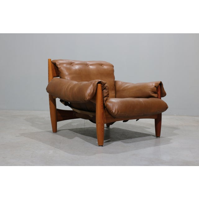 Mid-Century Modern Set of Sheriff Lounge Chair and Ottoman by Sergio Rodrigues for ISA, 1960s For Sale - Image 3 of 14