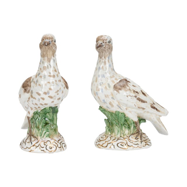 The charming pair of terns is crafted from ceramic with hand painted detailing bringing to life these coastal birds....